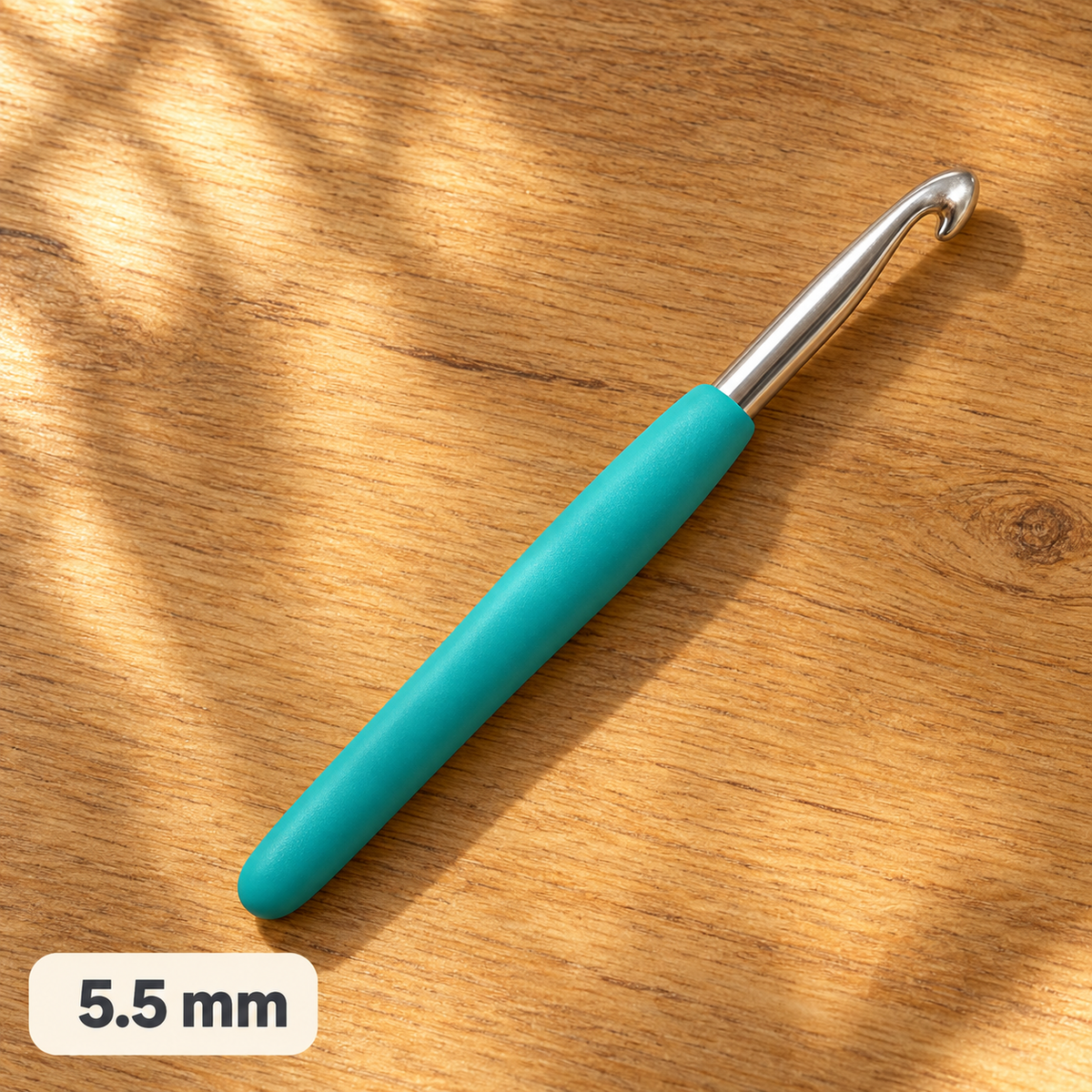 Soft-Grip Crochet Hook 5.5 mm (US I-9) – Ergonomic Handle